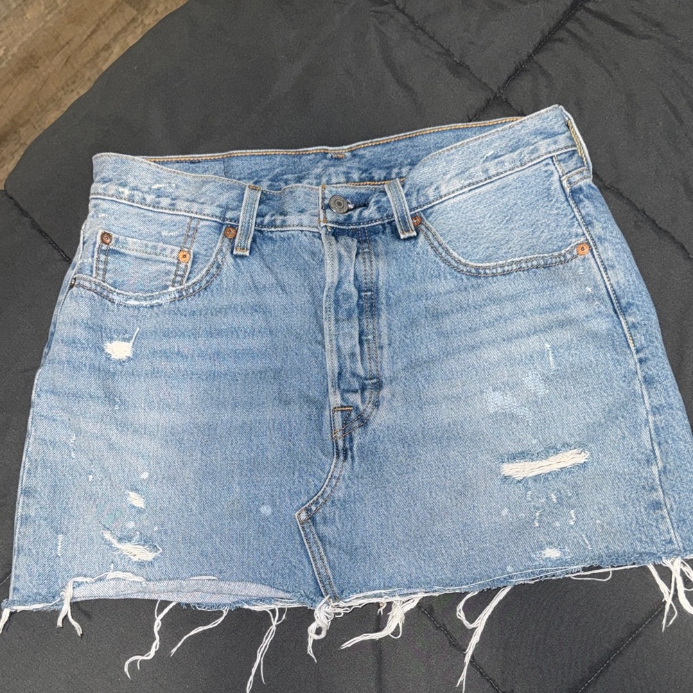 Levi’s Distressed Denim Mini Skirt